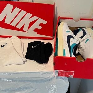 Brand New Nike Gamma Force Sneakers in White and Black